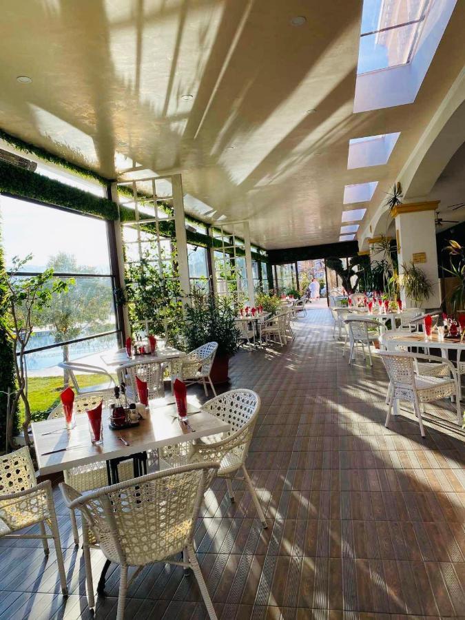 Hotel Paradise 3*