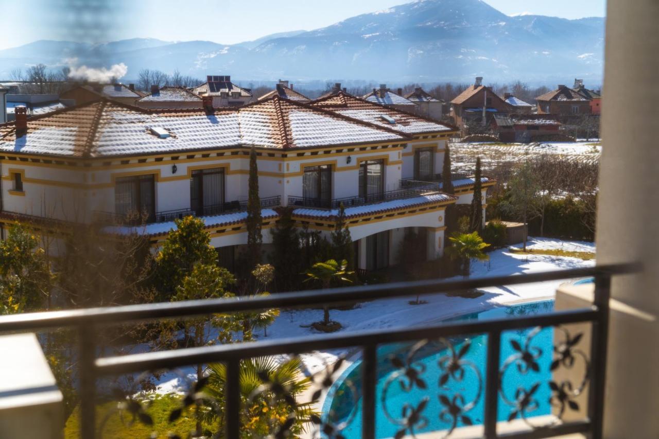 Paradise Hotel